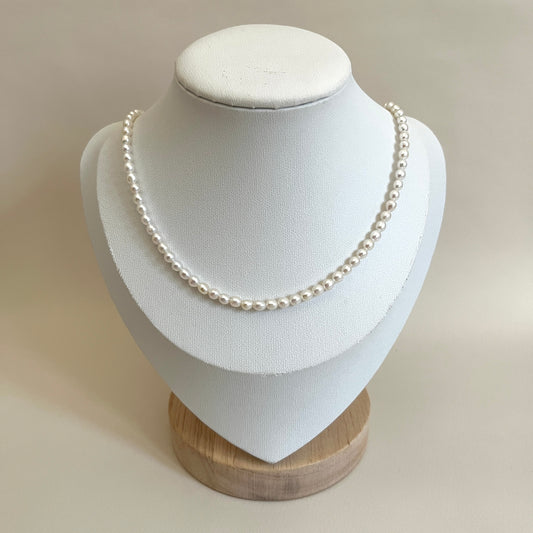 Classic Pearl Necklace