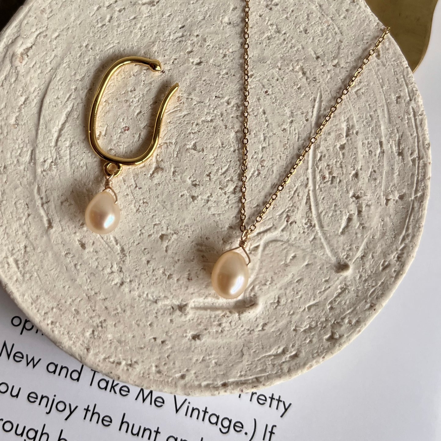 LA PERLA Necklace