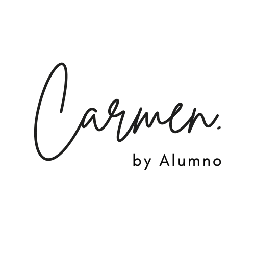 Carmen. by Alumnoは日本初のアクセサリー・ジュエリーブランドです。シンプルでエレガントでいながら、親しみやすさを感じさせる日々の生活に溶け込むアイテムを展開しています。