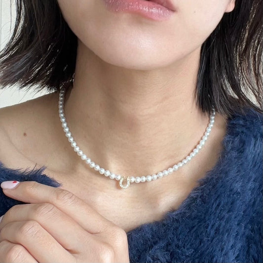 -New- Pearl with Charm Necklace -Horse Shoe-